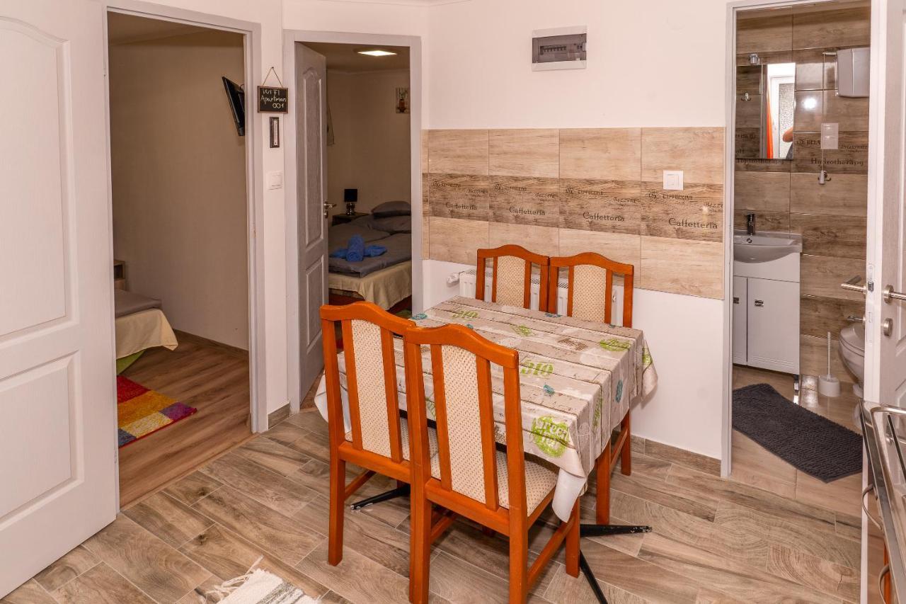 Lili Apartman 하르카니 외부 사진