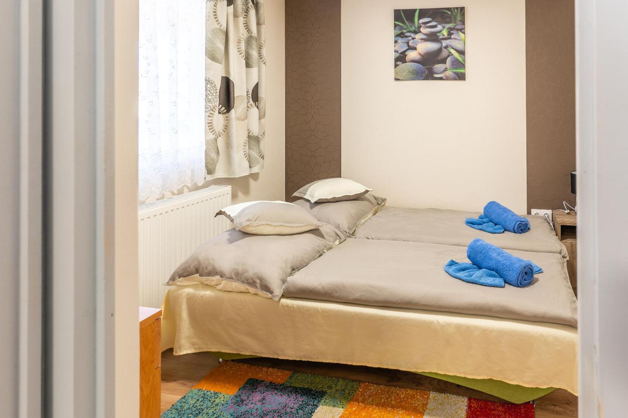 Lili Apartman 하르카니 외부 사진