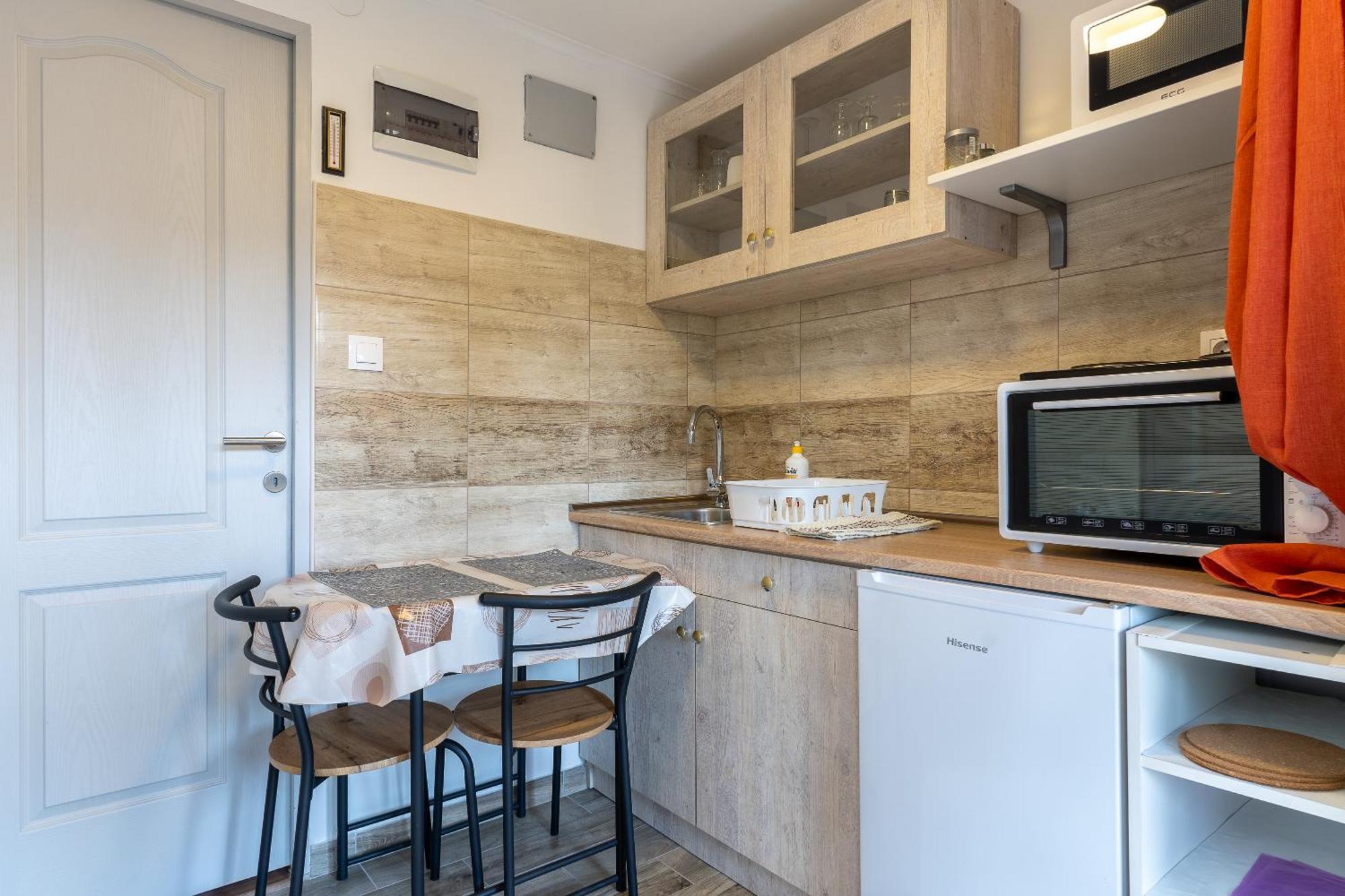 Lili Apartman 하르카니 외부 사진